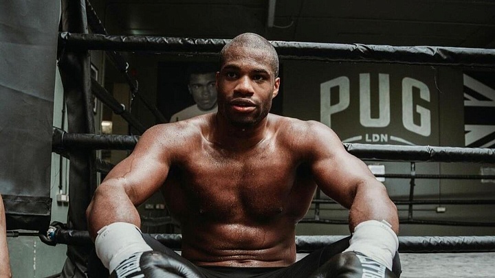 Дюбуа завоевал титул WBO в тяжелом весе