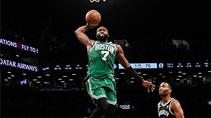 "Торонто" уступил "Бостону" в матче НБА