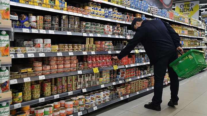 Финансист объяснил, почему продукты могут подешеветь